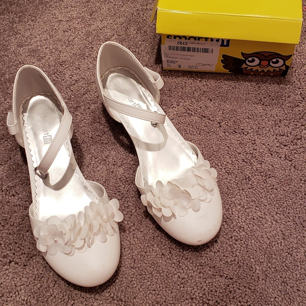 Girls Dress Shoes size 3 youth